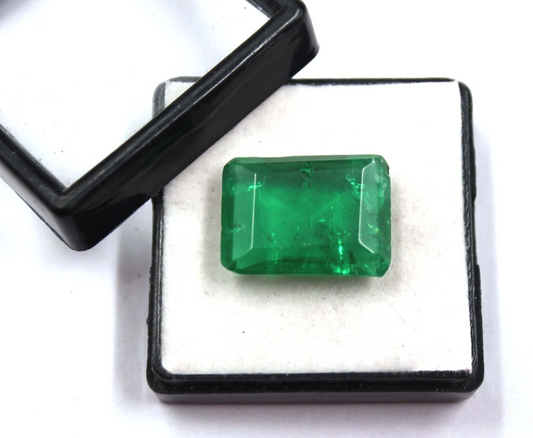 Unique Colombian Cut 100% Natural Green Emerald 18-19 Ct Certified Gemstone AKO