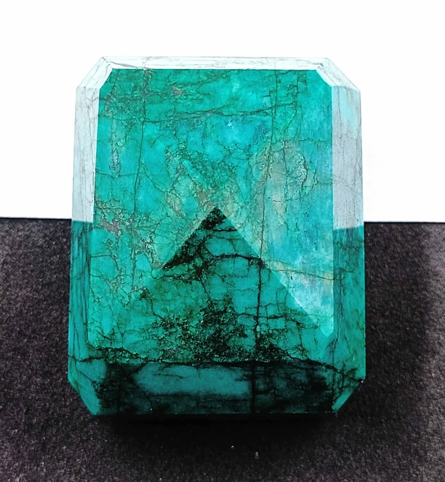 Unique Emerald Cut 594 Ct Certified Natural Colombia Green Emerald Gemstone AKD